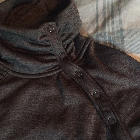 ✨NEW✨Chill Chaser Pullover - Picture 4 of 6